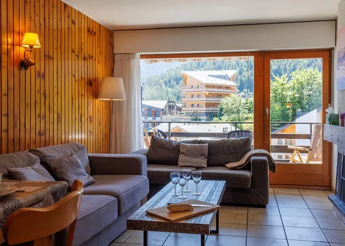 Les Platanes E3 By Interhome *